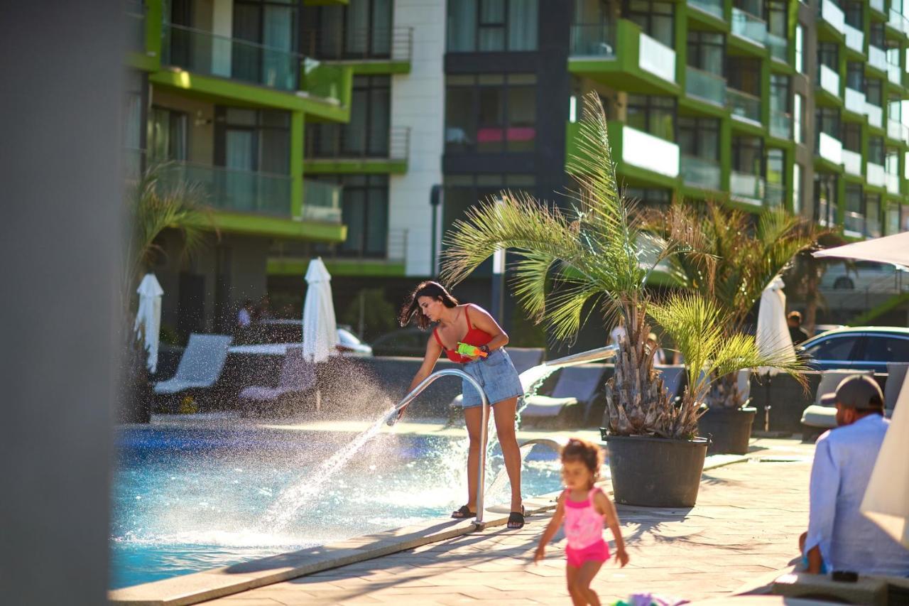 Cristalex Studio Aparthotel Pool & Spa Mamaia Nord Navodari Bagian luar foto